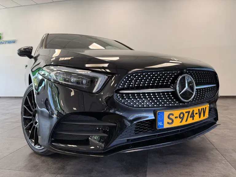 Mercedes-Benz A-Klasse 250 e AMG Line ACC PDC 360' camera Panoramadak Head-Up afbeelding 2