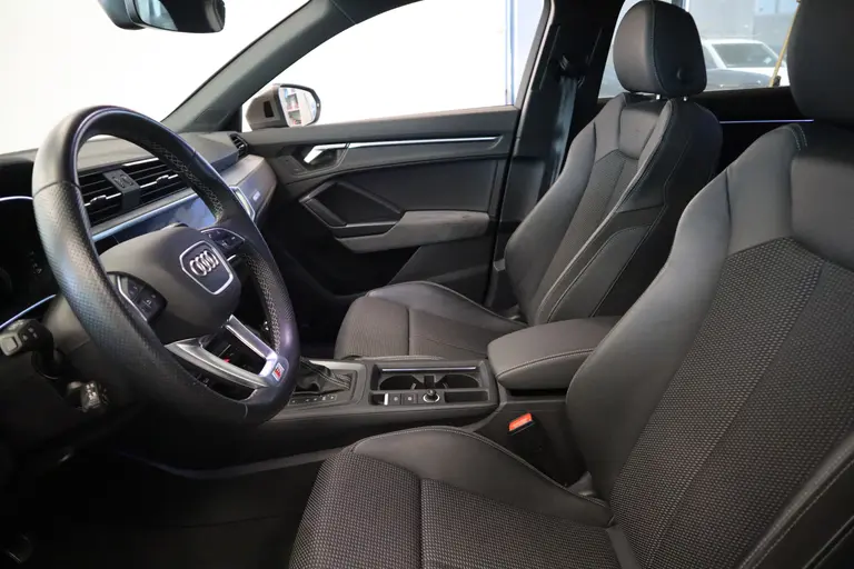 Audi Q3 Sportback 45 TFSI e S Edition Cruise/Climate Panoramadak PDC Navi Leder Sonos Sound afbeelding 10