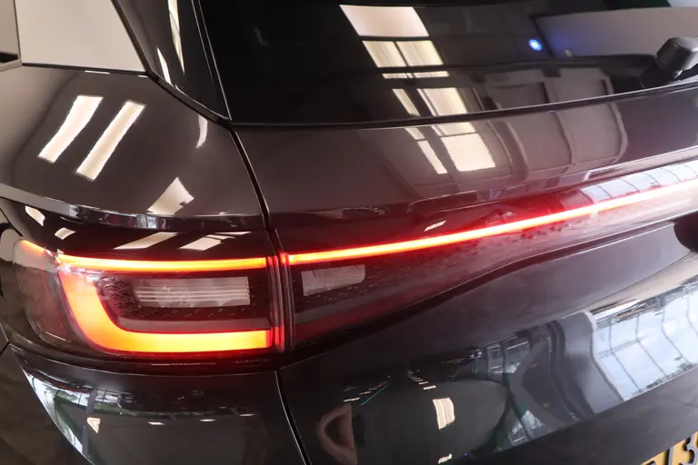 Volkswagen ID.4 First 77 kWh Adaptive-Cruise Sfeerverlichting Trekhaak afbeelding 5
