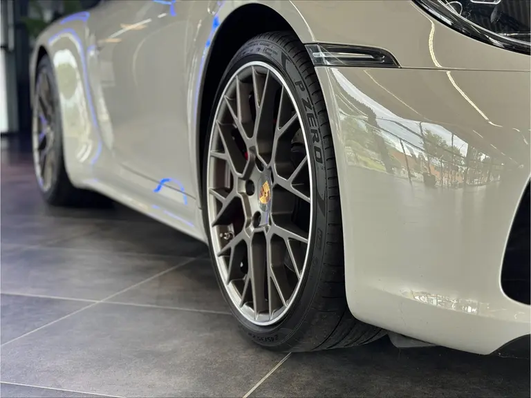 Porsche 911 3.0 Carrera 4S Sport chrono Bose Dealer onderhouden Kreide Grau Panoramadak ACC 450PK! afbeelding 7